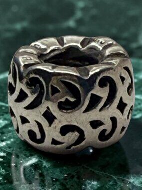 Chamilia Sterling Silver Filigree Scroll Openwork Threaded Charm Retired